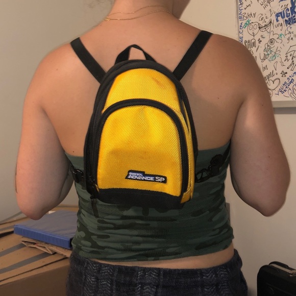Vintage Gameboy Mini Backpack - Picture 2 of 7